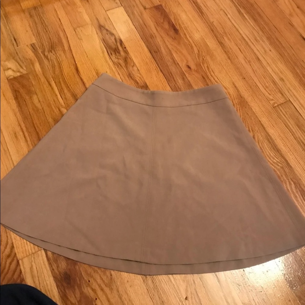 LOFT beige skirt